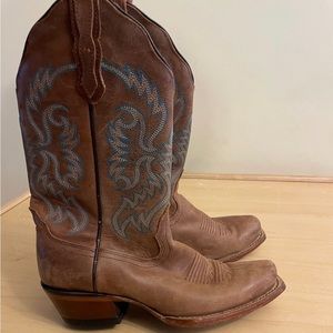 Nocona Women's Burnished Brown Cowhide Half Moon Toe Cowboy Boots